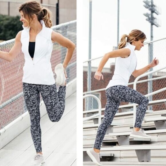 LULULEMON Wunder Under Pant III Iced Wave White Black Size 8 - Picture 1 of 10